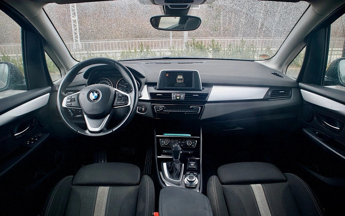 BMW Seria 2 cena 69900 przebieg: 116600, rok produkcji 2016 z Gdańsk małe 277